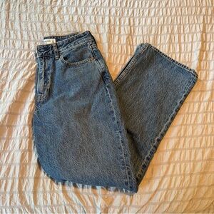 A&F the loose high rise Jean
